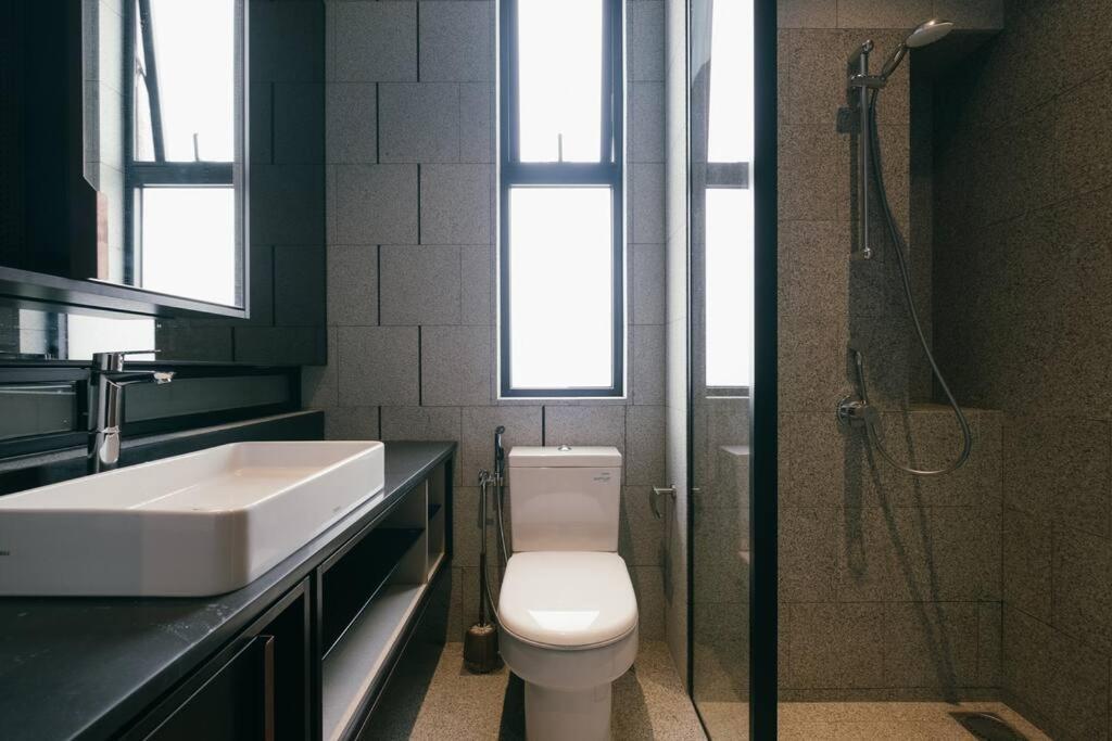 Scarletz Klcc Studio Suites 4 Pax Luxury Modern Style Wifi 100Mbps Κουάλα Λουμπούρ Εξωτερικό φωτογραφία