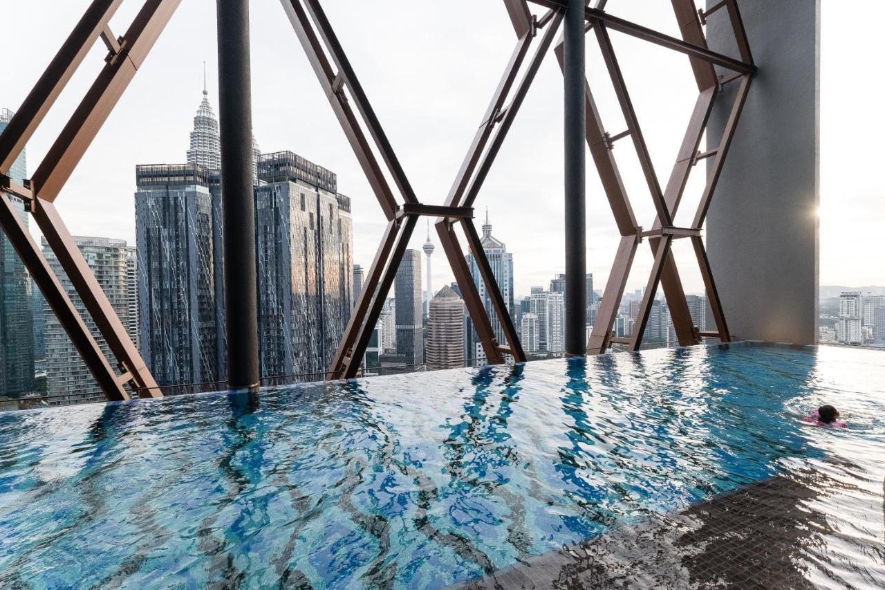 Scarletz Klcc Studio Suites 4 Pax Luxury Modern Style Wifi 100Mbps Κουάλα Λουμπούρ Εξωτερικό φωτογραφία